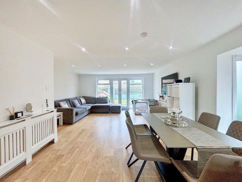 Images for Viney Bank, South Croydon