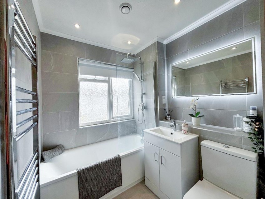 Images for Viney Bank, South Croydon