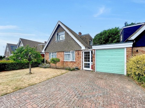 View Full Details for Knighton Close, South Croydon