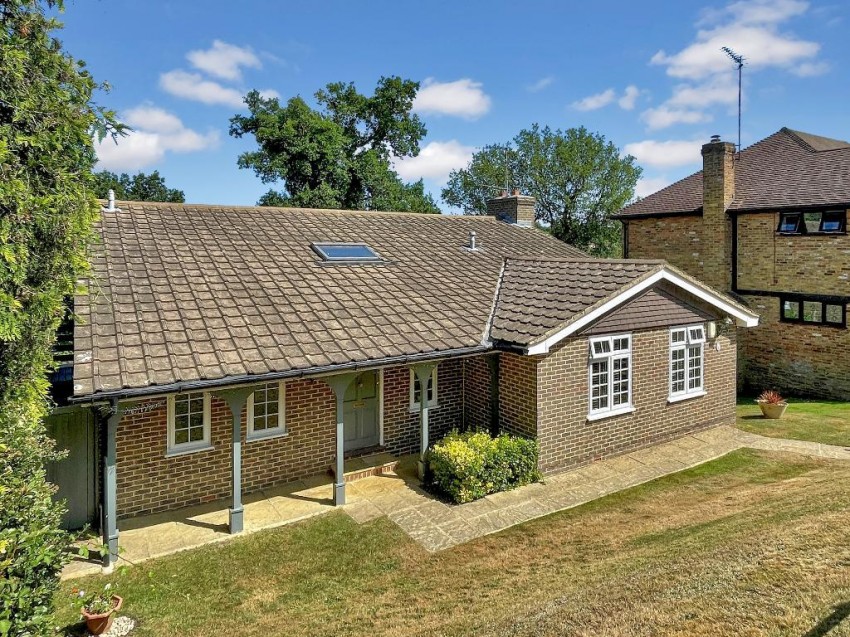 Images for Highwoods, Caterham