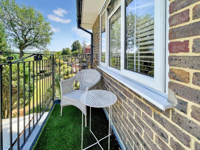 Images for Highwoods, Caterham
