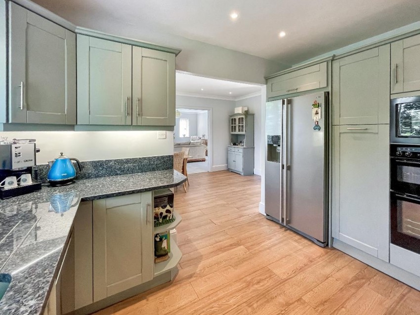 Images for Highwoods, Caterham