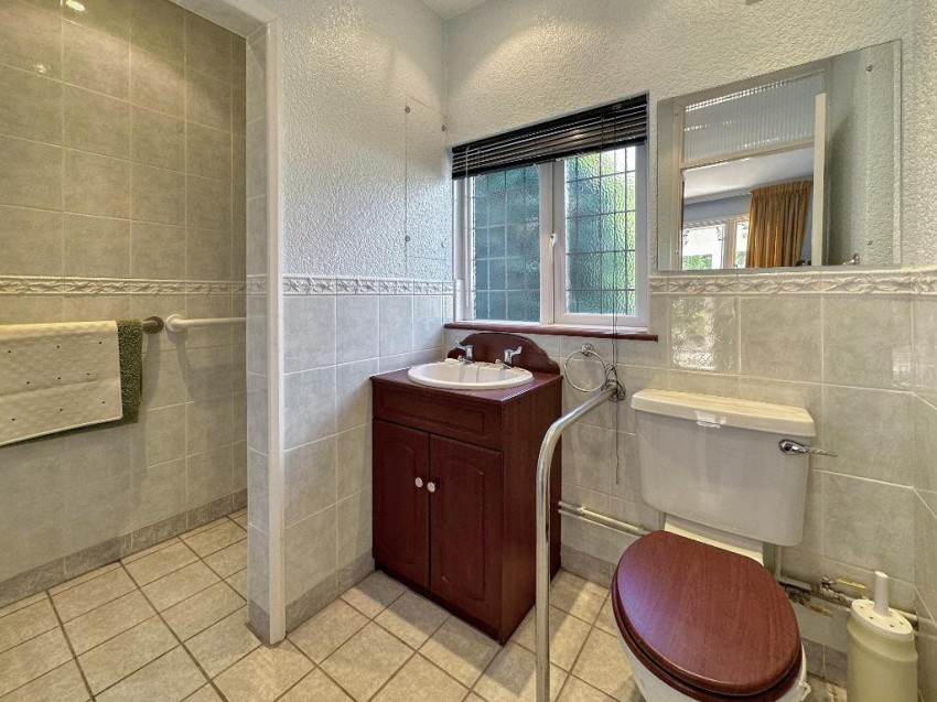 Images for Crewes Avenue, Warlingham