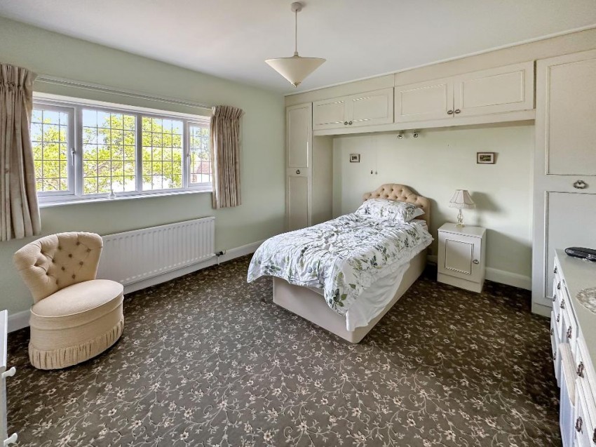 Images for Crewes Avenue, Warlingham