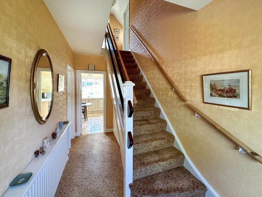 Images for Crewes Avenue, Warlingham