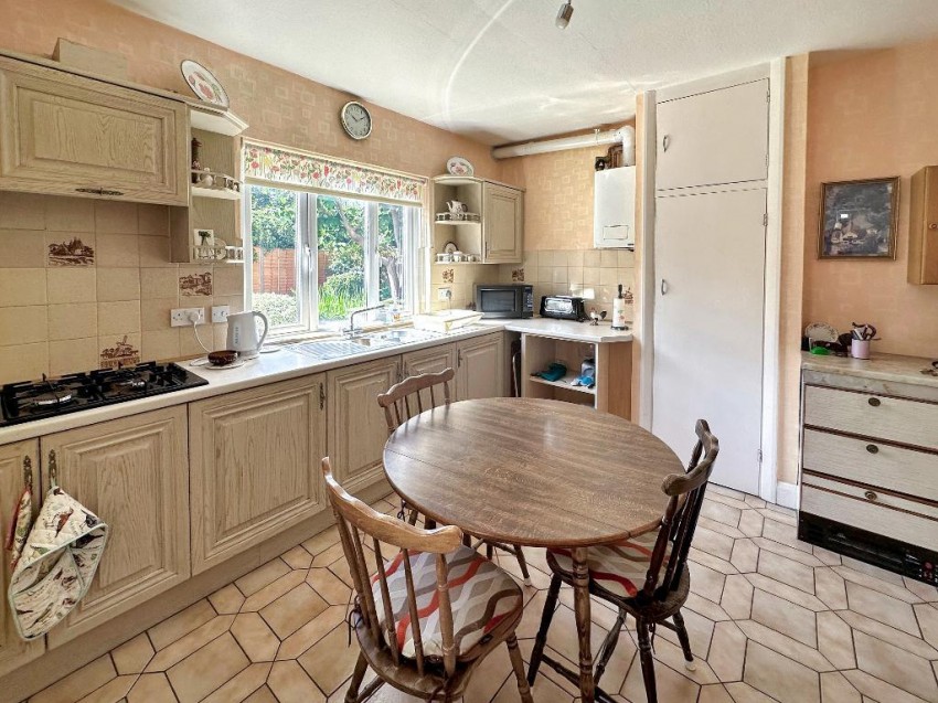 Images for Crewes Avenue, Warlingham