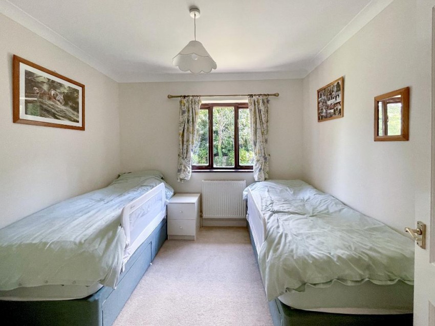 Images for Sanderstead, South Croydon