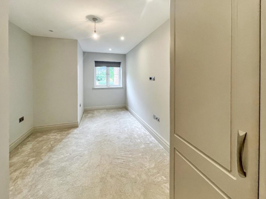 Images for Limpsfield Road, Warlingham