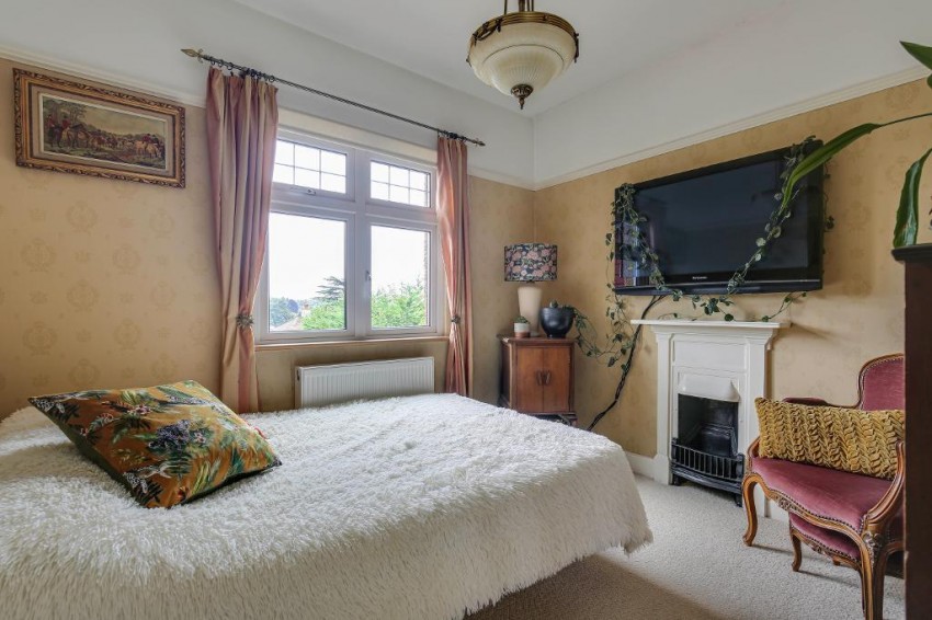Images for Briton Hill Road, Sanderstead