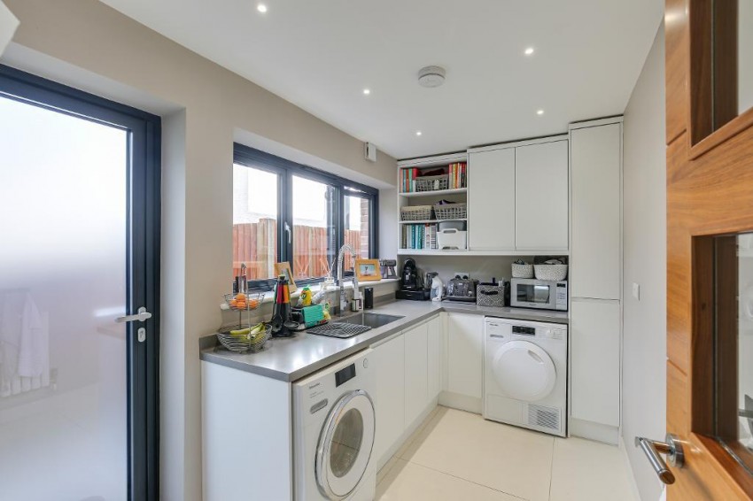 Images for Blenheim Gardens, Sanderstead