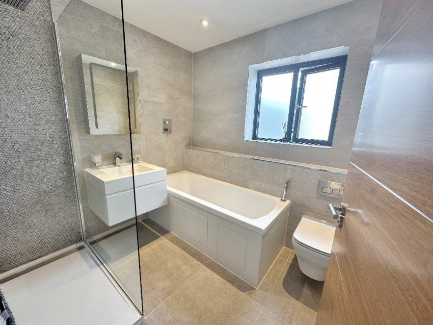 Images for Blenheim Gardens, Sanderstead
