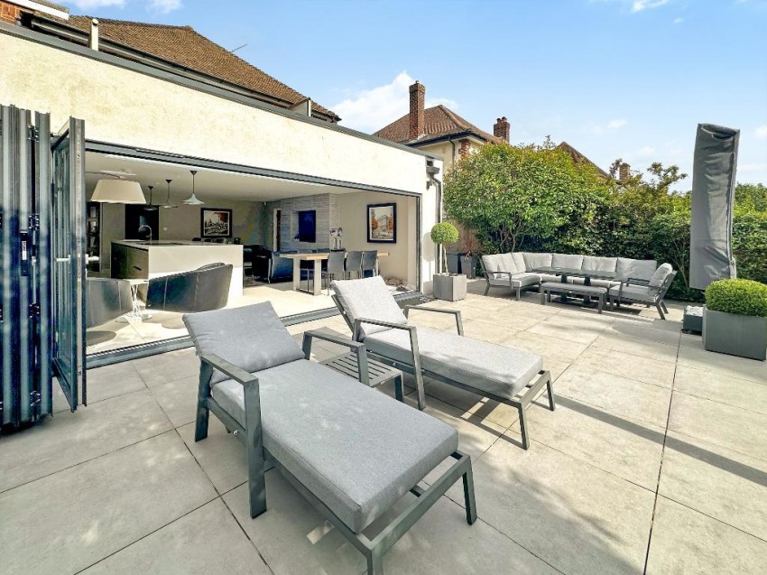 Images for Blenheim Gardens, Sanderstead
