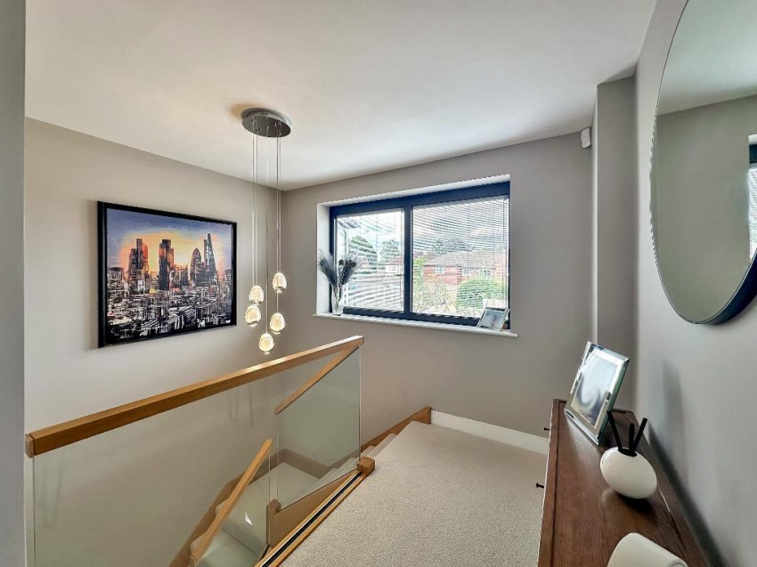 Images for Blenheim Gardens, Sanderstead
