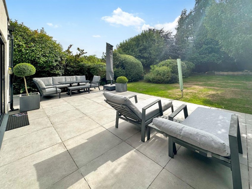 Images for Blenheim Gardens, Sanderstead