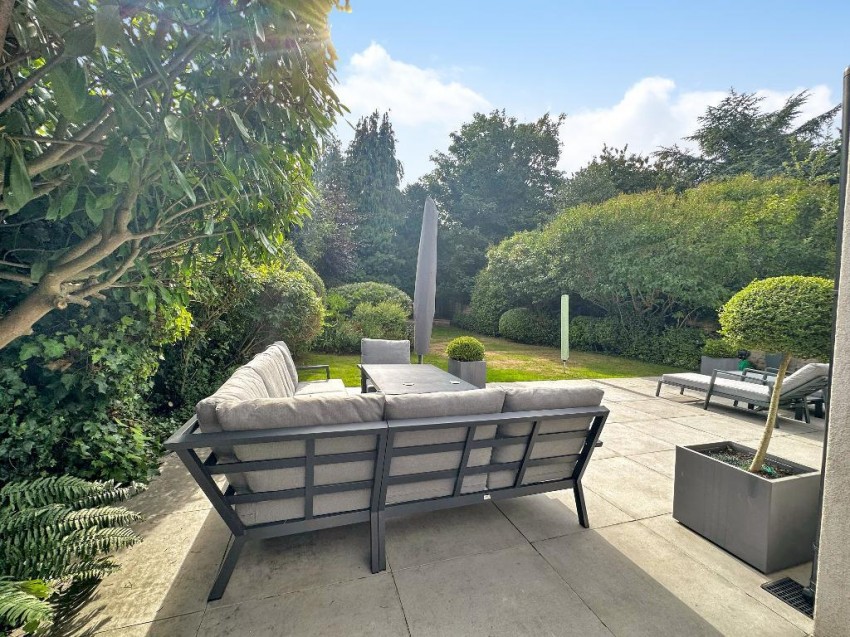 Images for Blenheim Gardens, Sanderstead