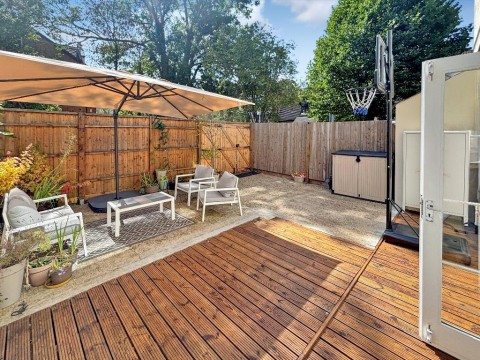 View Full Details for Croham Road, South Croydon