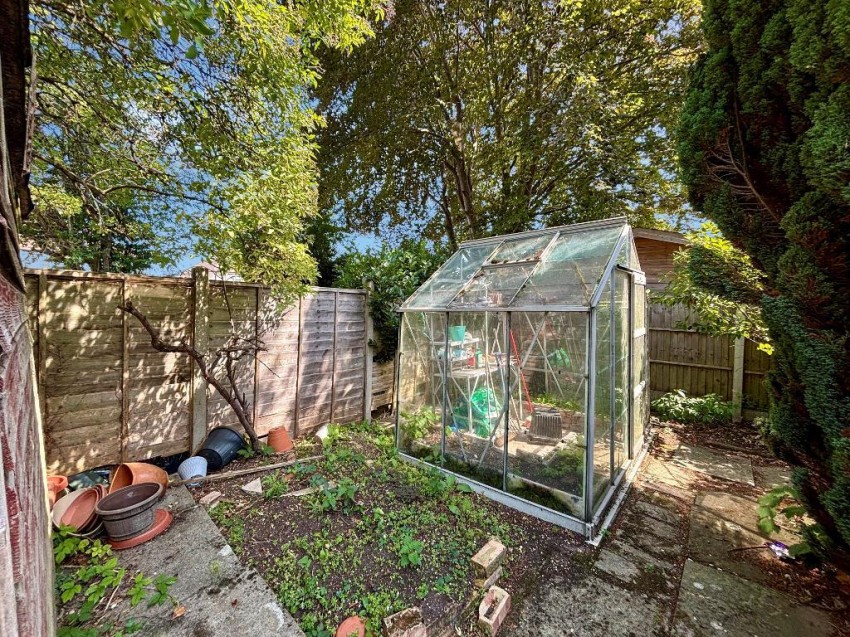 Images for Cowley Close, South Croydon