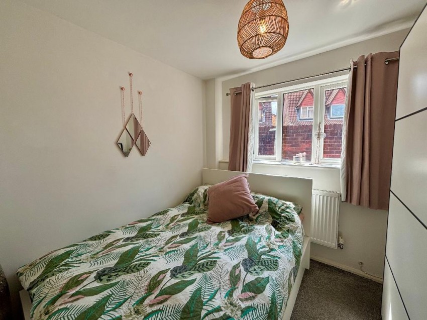 Images for Marigold Way, Croydon