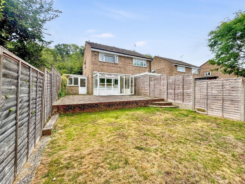 Images for Quail Gardens, South Croydon