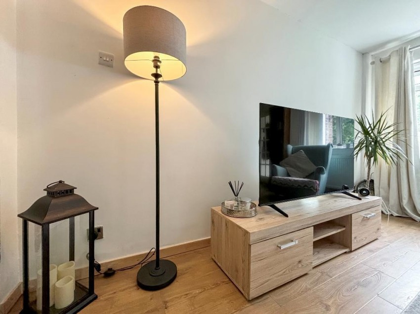 Images for Quail Gardens, South Croydon