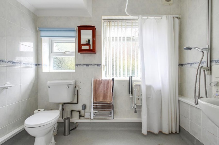 Images for Buxton Lane, Caterham