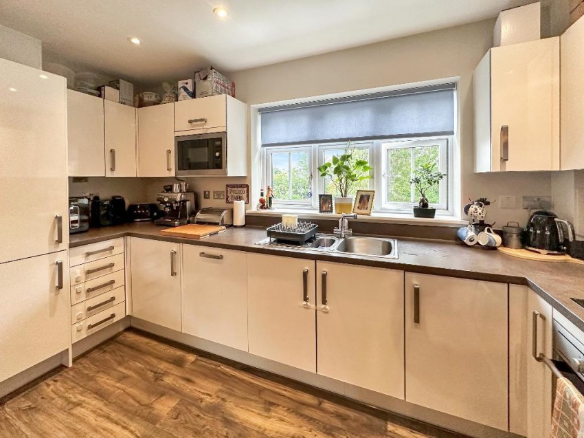 Images for Searchwood Road, Warlingham