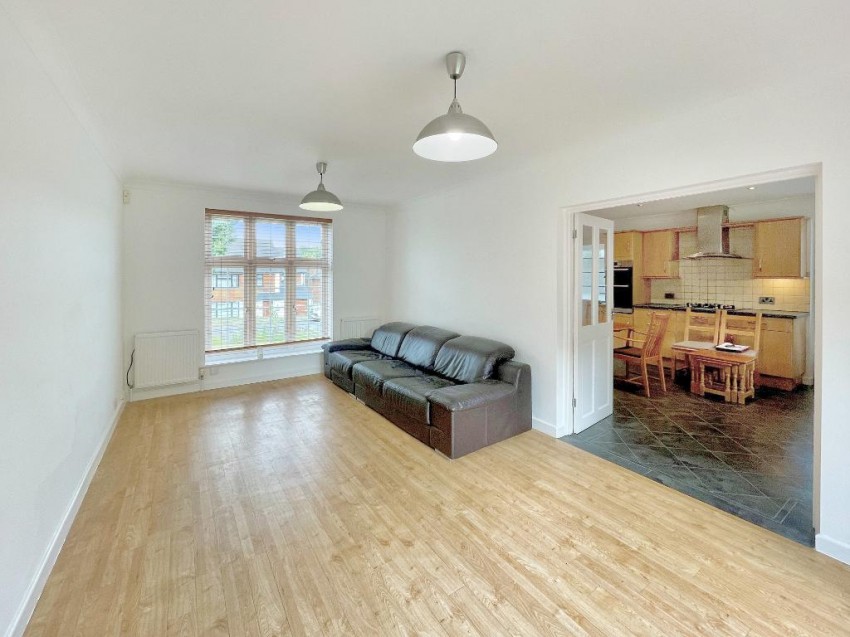 Images for Barnfield Road, Sanderstead