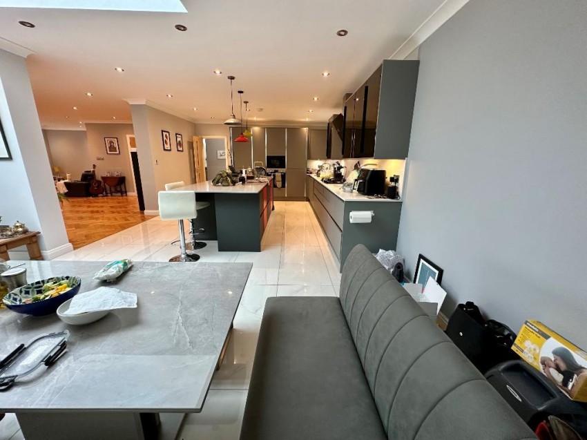 Images for High Beech, South Croydon