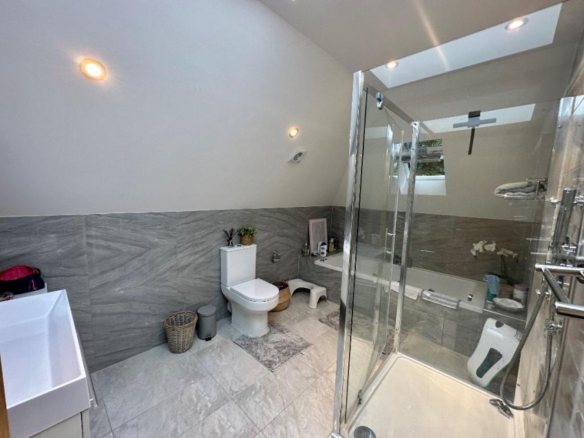 Images for High Beech, South Croydon