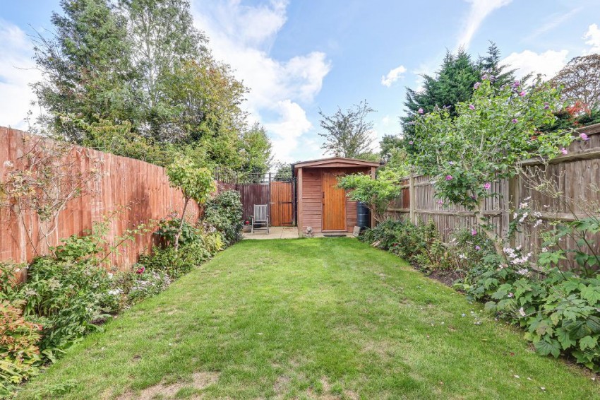 Images for Benhurst Gardens, South Croydon