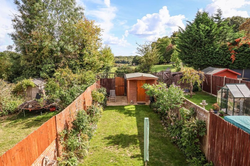Images for Benhurst Gardens, South Croydon