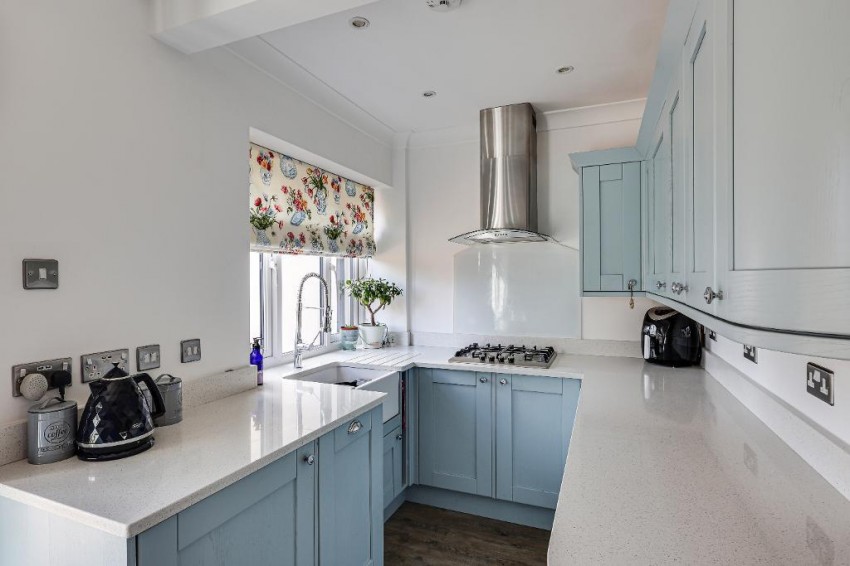 Images for Benhurst Gardens, South Croydon