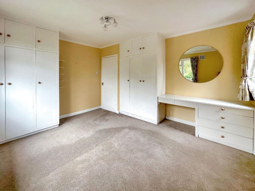 Images for Onslow Gardens, Sanderstead