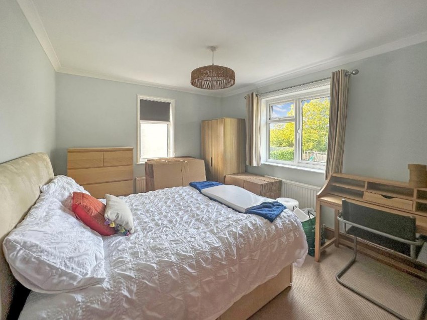 Images for Blacksmiths Hill, Sanderstead