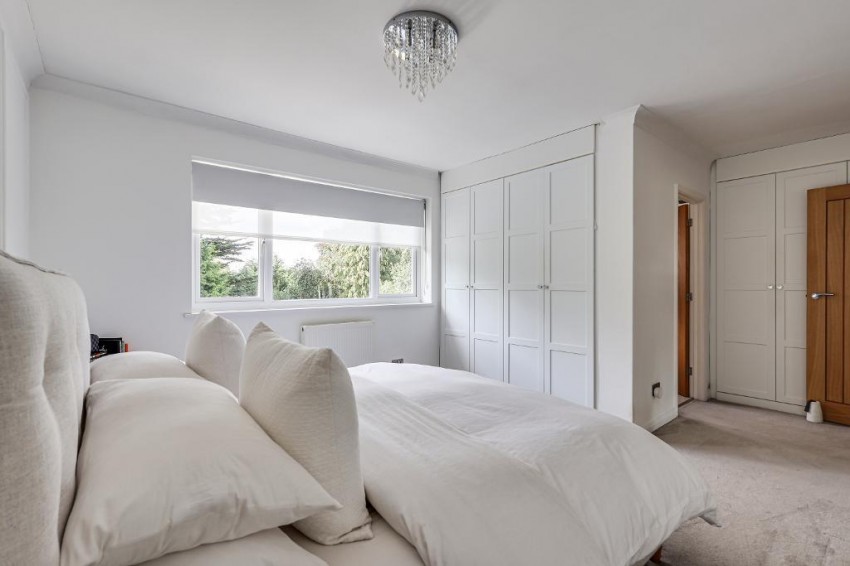 Images for Hillbury Close, Warlingham