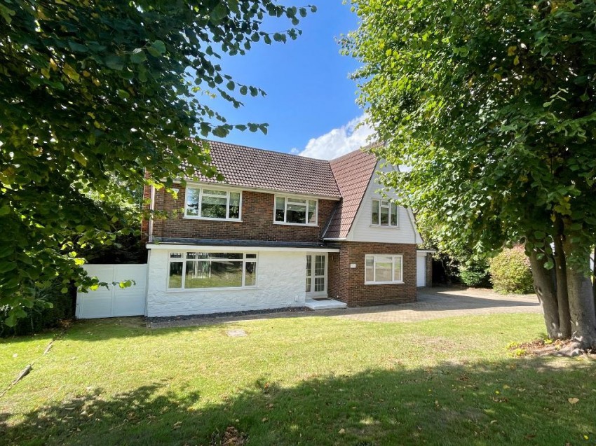 Images for Hillbury Close, Warlingham
