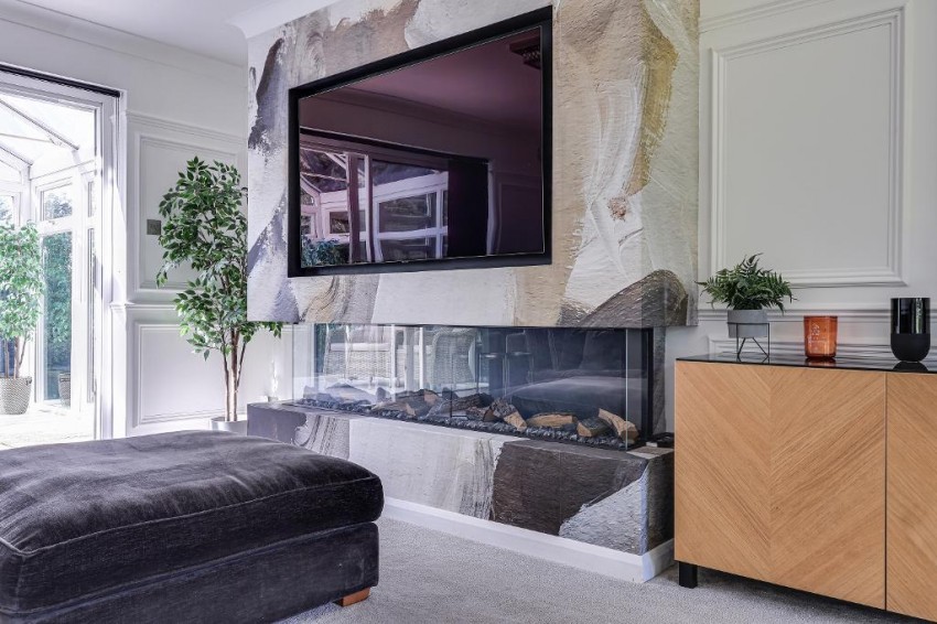 Images for Hillbury Close, Warlingham