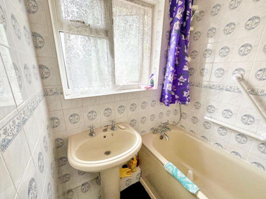 Images for New Addington, Croydon
