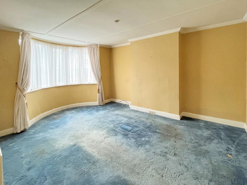Images for Kingsway Avenue, South Croydon