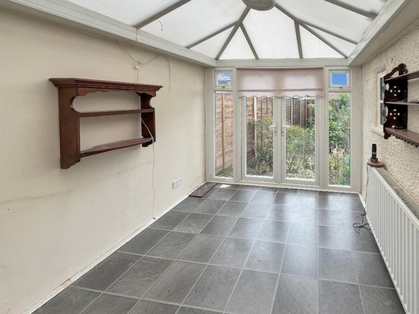 Images for Kingsway Avenue, South Croydon