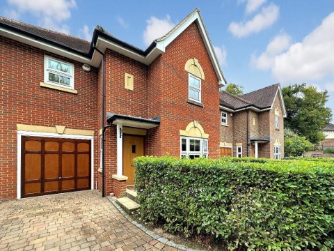 View Full Details for Hurnford Close, Sanderstead