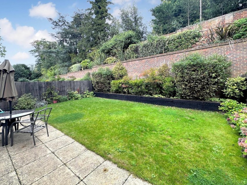 Images for Hurnford Close, Sanderstead