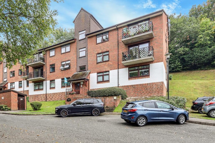 Images for Hillside Road, Whyteleafe