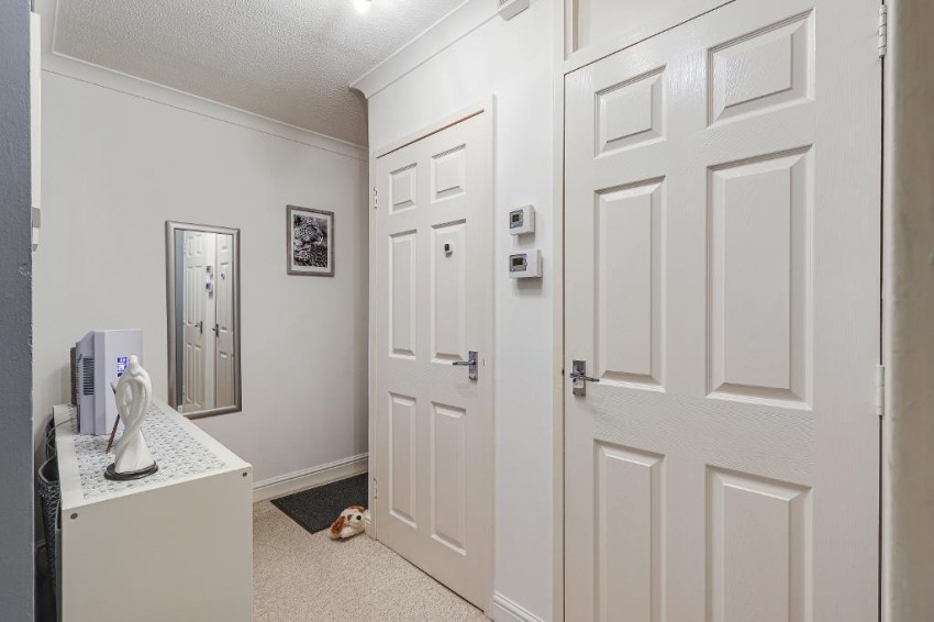 Images for Hillside Road, Whyteleafe