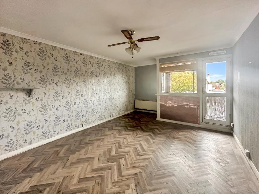 Images for Kingswood Avenue, Sanderstead