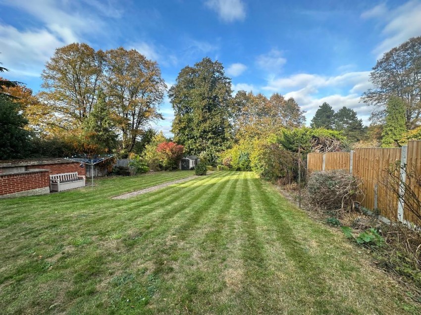 Images for Manor Way, South Croydon