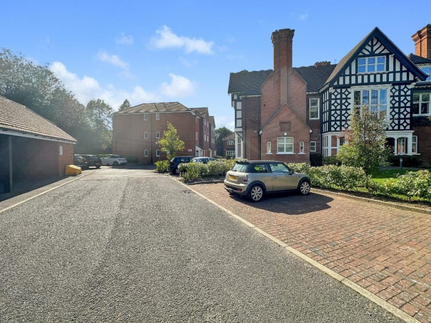 Images for Knotley Way, West Wickham