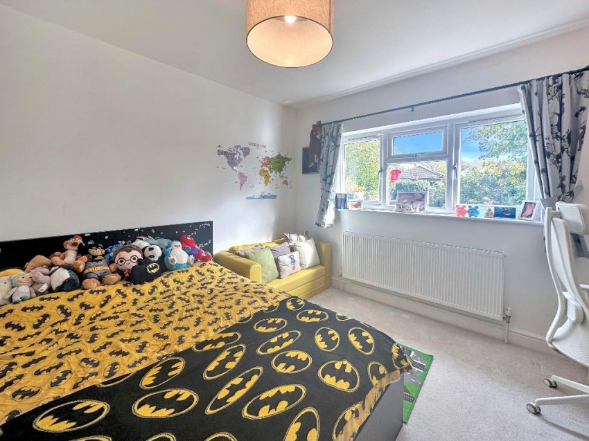 Images for Carlton Avenue, South Croydon