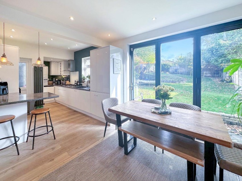 Images for Carlton Avenue, South Croydon