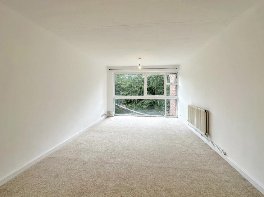 Images for Harestone Valley Road, Caterham
